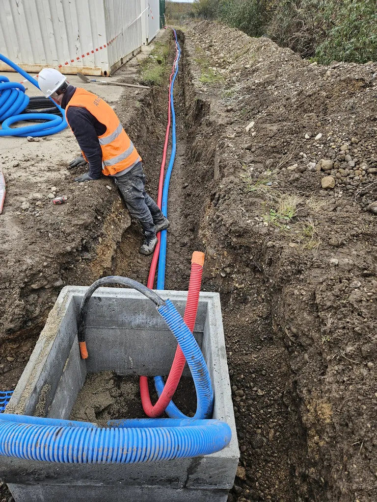 Devis pour chantier de terrassement et VRD à Saint-Pierre-de-Chandieu (Rhône) : Création de tranchées, pose de réseaux Plymouth et installation de regard