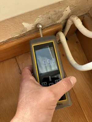 Intervention de recherche de fuite d'eau sans destruction suite à un dégât des eaux à Bourges dans le Cher par un spécialiste SABACA CENTRE VAL DE LOIRE