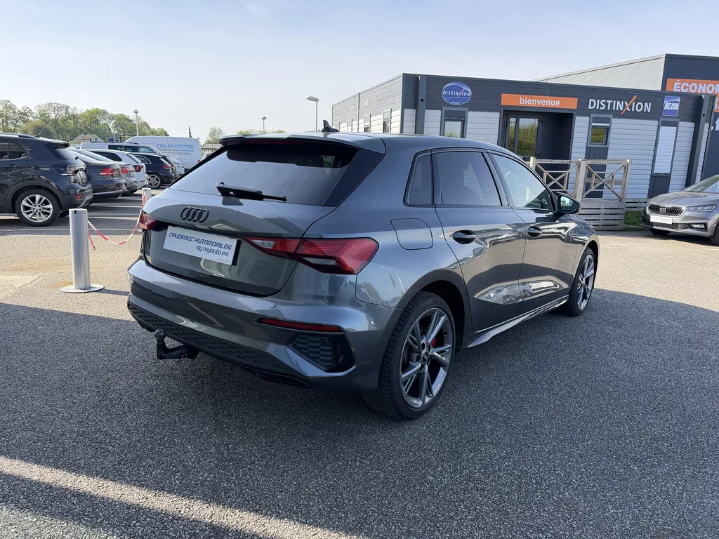 Achat voiture occasion Audi A3 Sportback hybride S Line disponible proche de Le Havre chez Caudebec Automobiles
