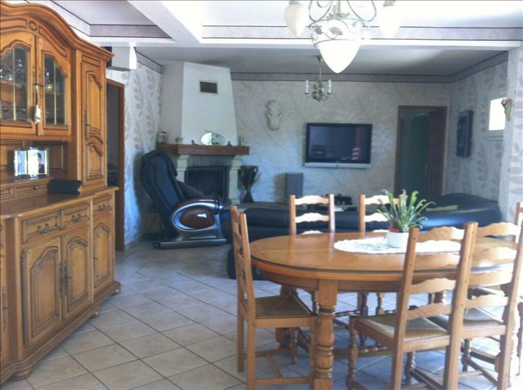 Vente maison avec piscine sur 2 niveaux 