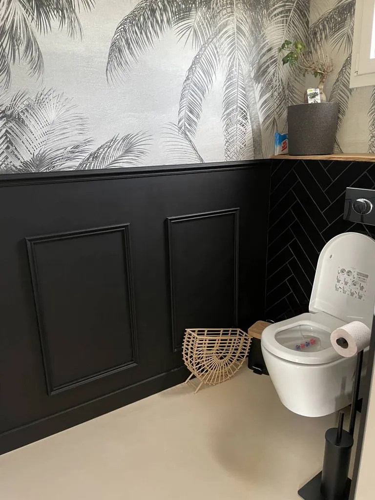 SOL DES TOILETTES EN BETON CIRE ref LIN DANS MAISON CONTEPORAINE A TOULOUSE