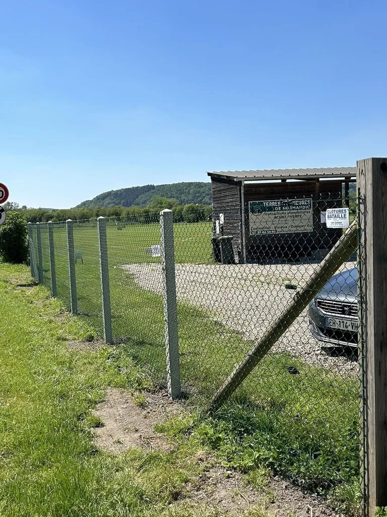 Installation de Clôture grillagée rigide, Panneaux de treillis soudé et Aménagements de limites de propriété à Bourg Achard dans l'Eure 27 et ses communes proches du Roumois