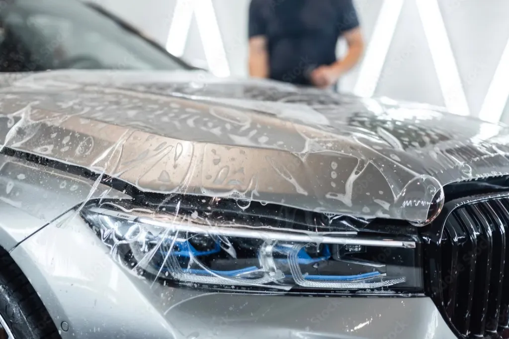 Atelier automobile spécialisé en pose de film PFF, traitement céramique et polissage de carrosserie au Havre en Normandie
