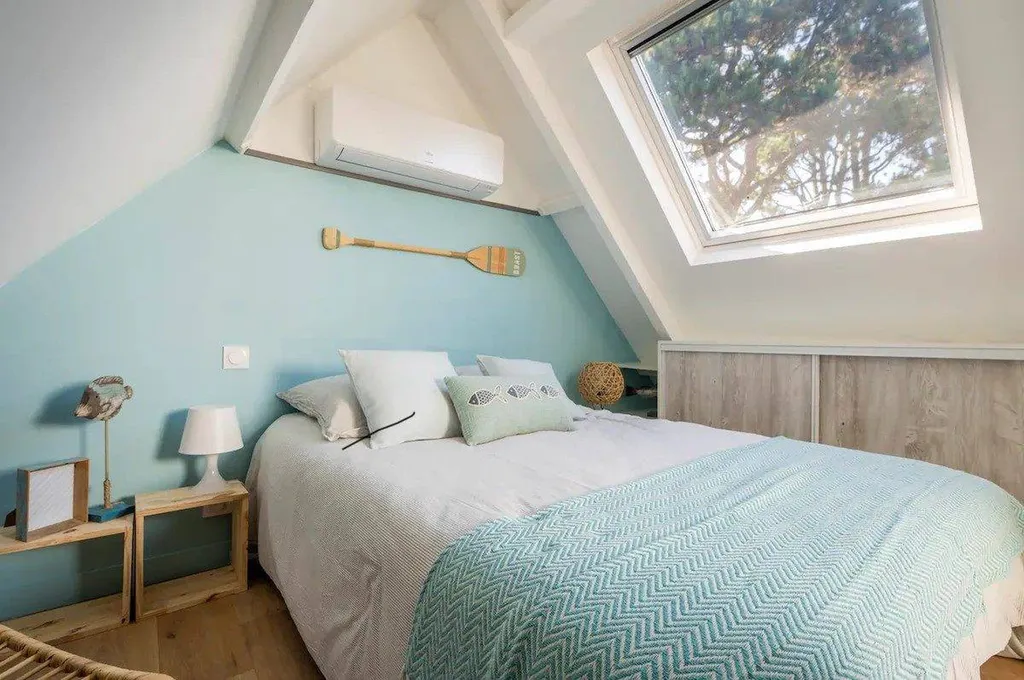 2465 - Maison d'artiste proche des commerces et de la plage