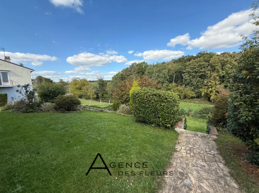 A vendre, jolie maison de 88 m² sur un terrain de 819m² situé à Quevreville-la-Poterie 76520