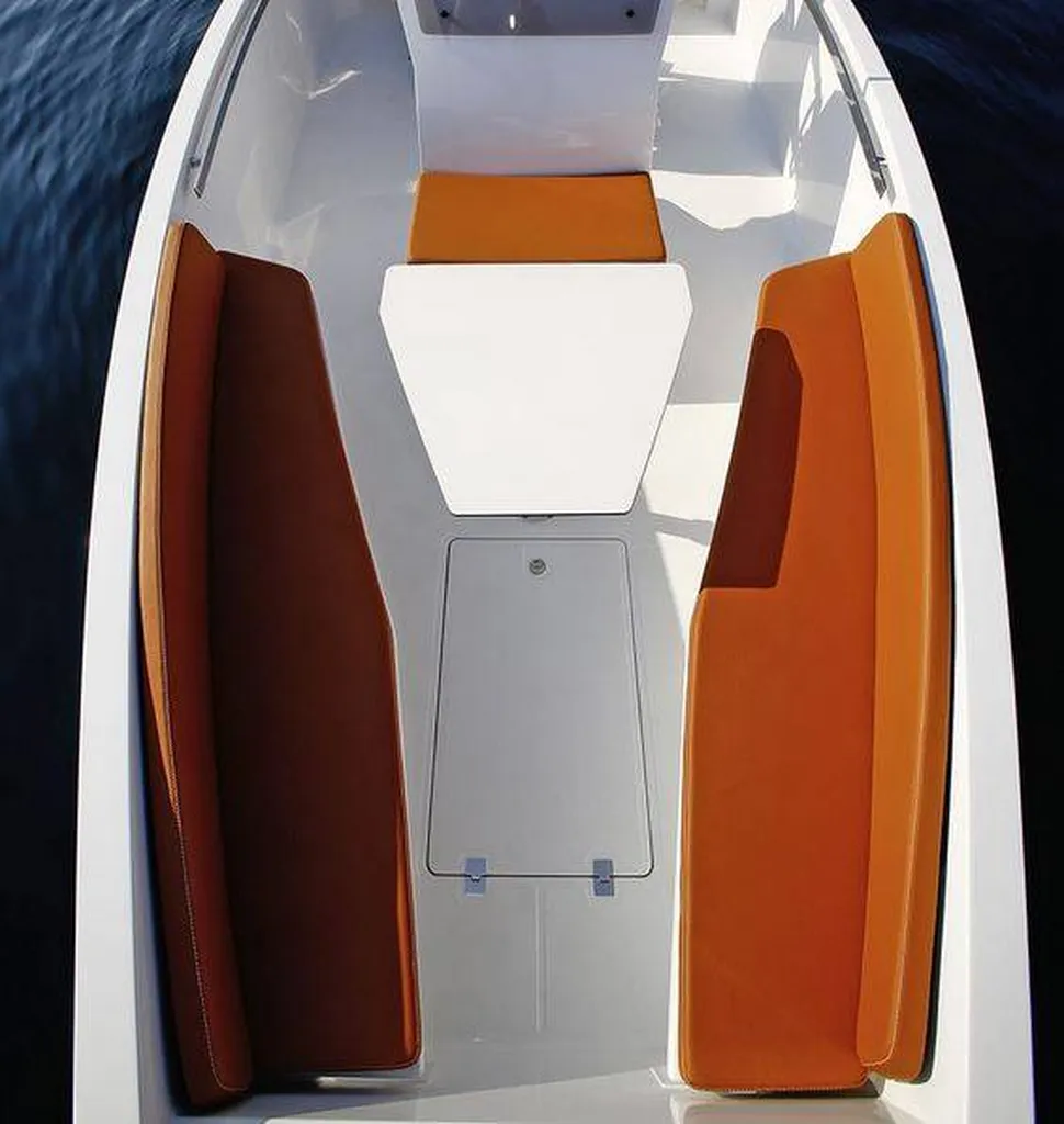 A vendre bateau Rocca San Remo avec remorque La Martinique