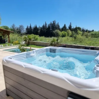 Spa Palermo installé à Montaren-et-Saint-Médiers