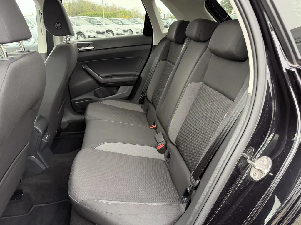 Volkswagen Polo d'occasion à vendre près du Havre : citadine essence fiable et récente disponible chez Caudebec Automobiles