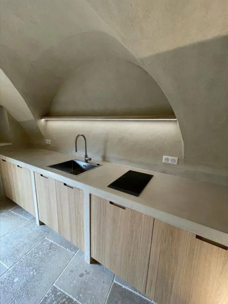 La restauration d'une maison de village à Ménerbes, avec beaucoup de charme.