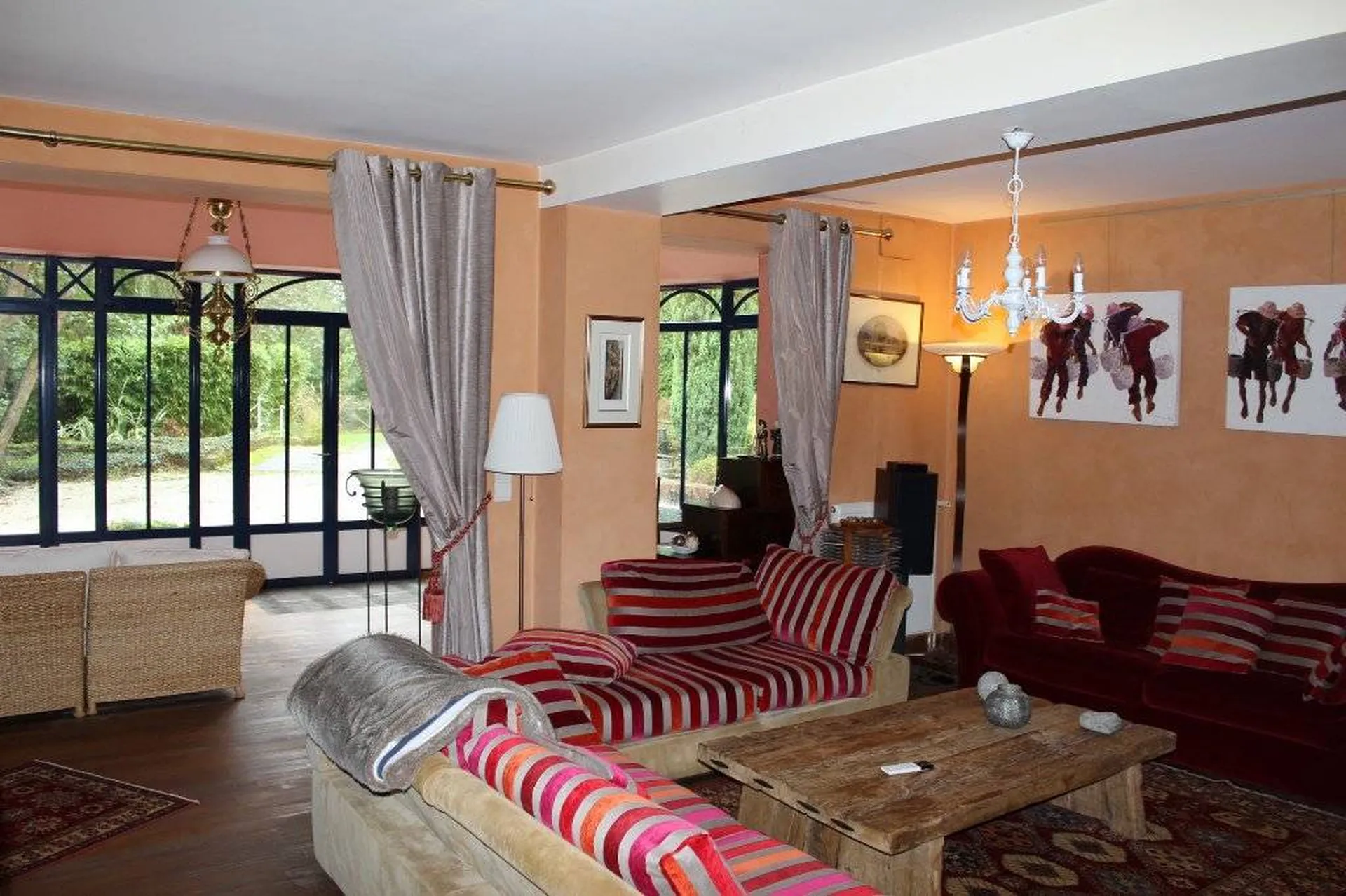 Acquisition d'un ancien moulin de charme et de caractère avec ses dépendances et son chauffage par pompe à chaleur dans un environnement champêtre proche de Lisieux 14100