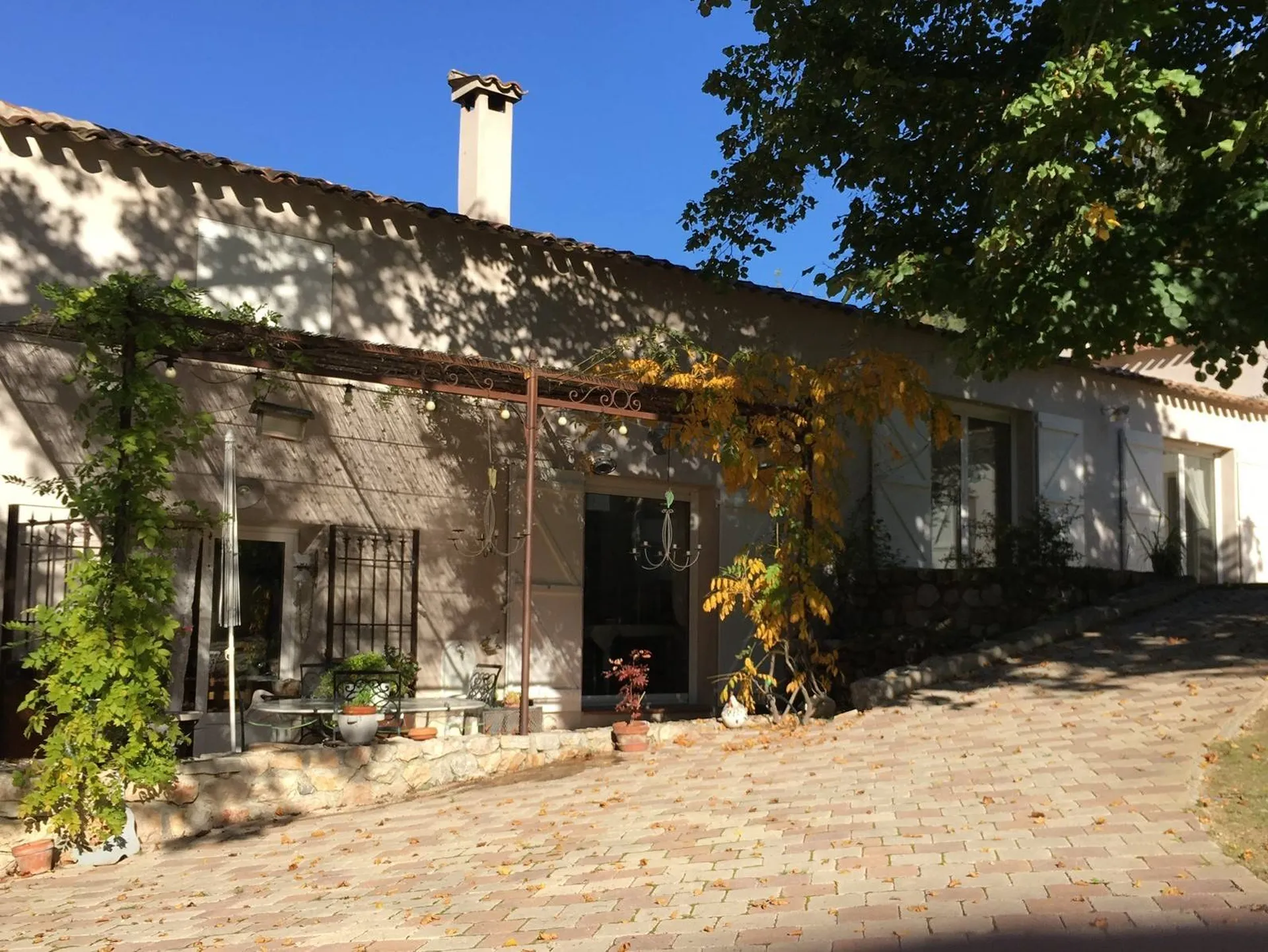 Villa en parfait état à la vente à auriol