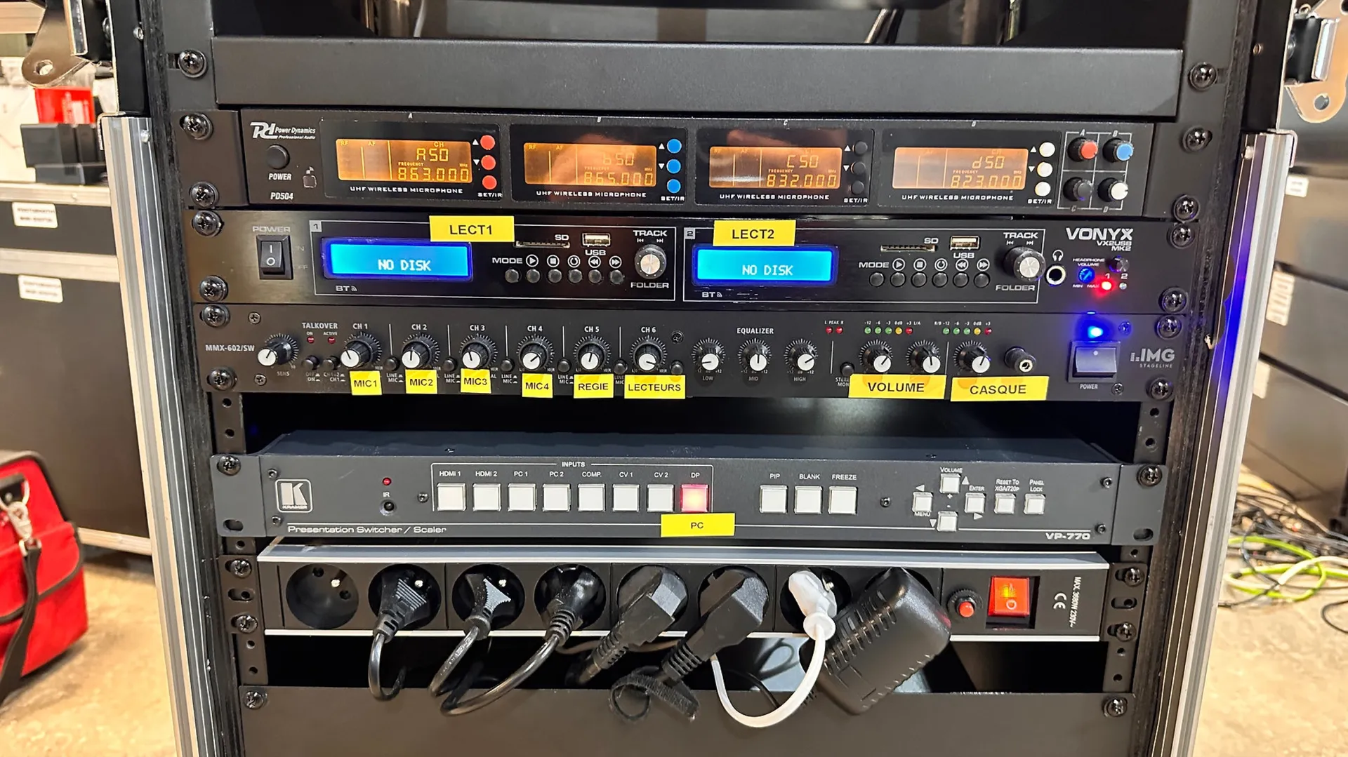 RACK REGIE AUDIO VIDEO NUMERIQUE PRO 4