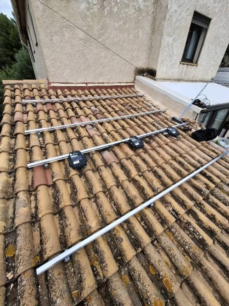Pose de panneaux solaires sur mesure avec Provence Energie Solaire Services à La Ciotat