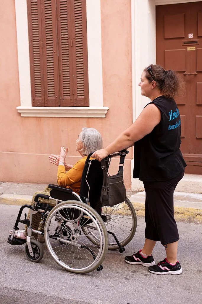 Les services d’aide à la personne pour les personnes âgées à Sanary-sur-Mer