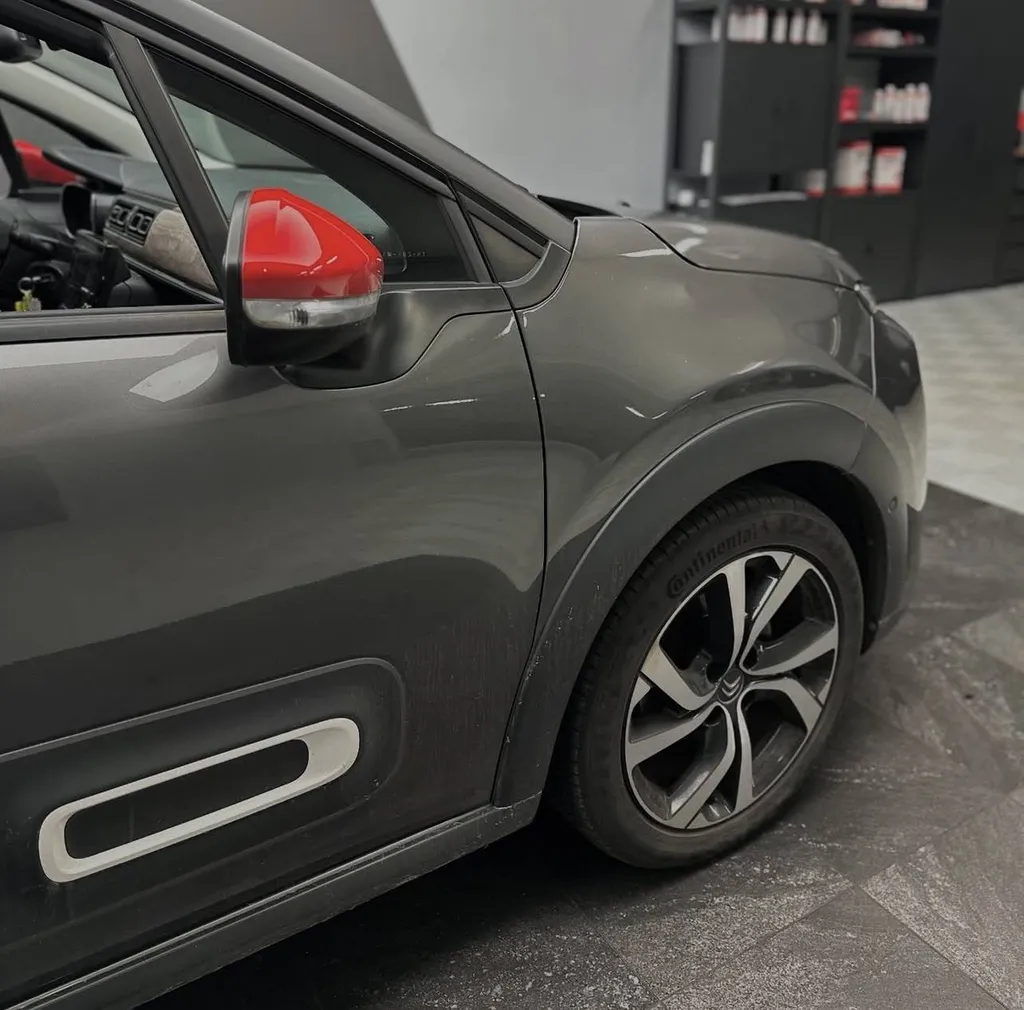 Débosselage sans peinture suite à une grêle sur une Citroën C3 à Le Mans (72)