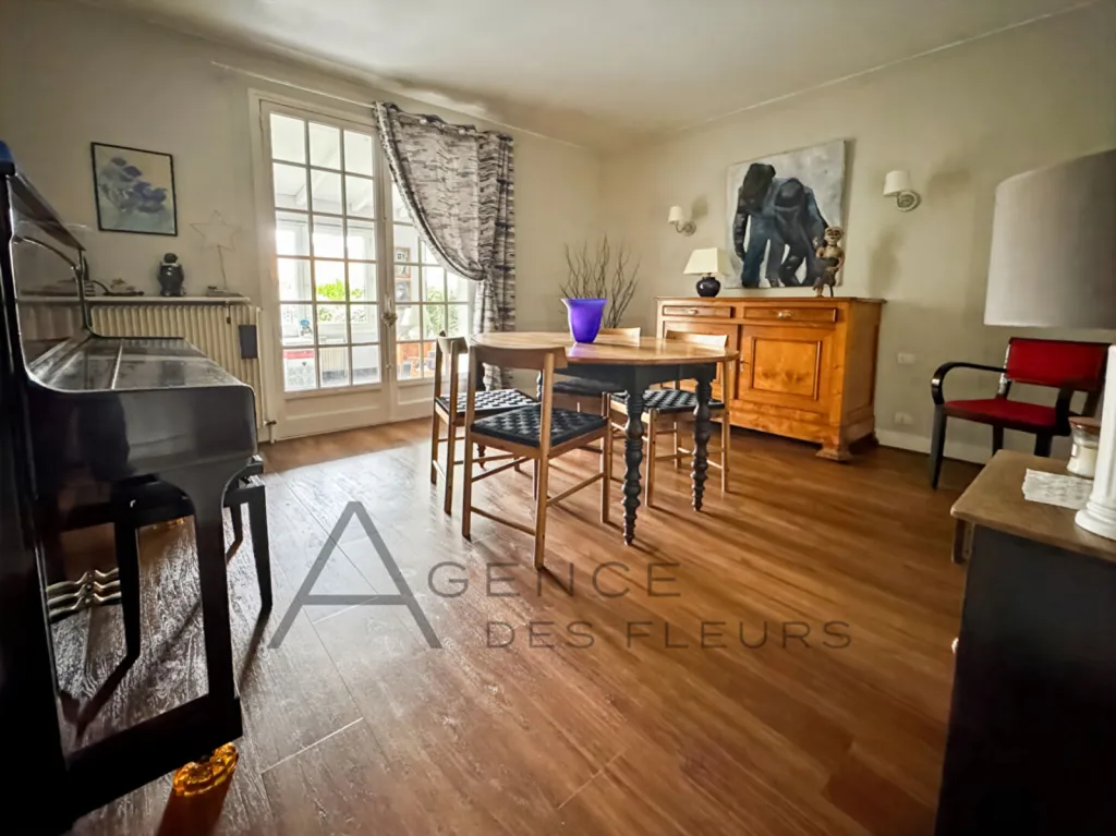 A vendre, maison familiale de 159 m2 sur un terrain de 1509 m2 située à Saint-Pierre-des-Fleurs