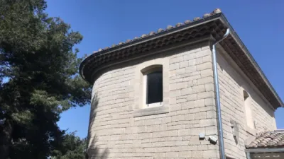 Pose de gouttière zinc ou chéneau à Bagnols travaux sur mesure pour maison neuve ou ancienne