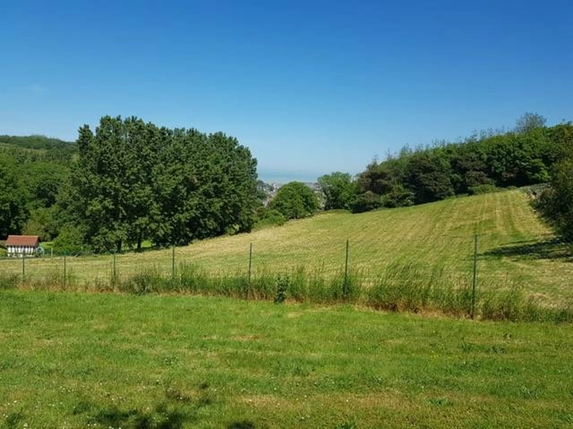 Appartement F3, avec ascenseur, dans le bourg côtier de St VALERY EN CAUX, en Normandie