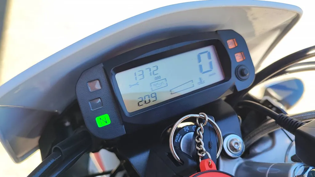 APRILIA SX 125cc DU 03/2024 AVEC 1400 KM.