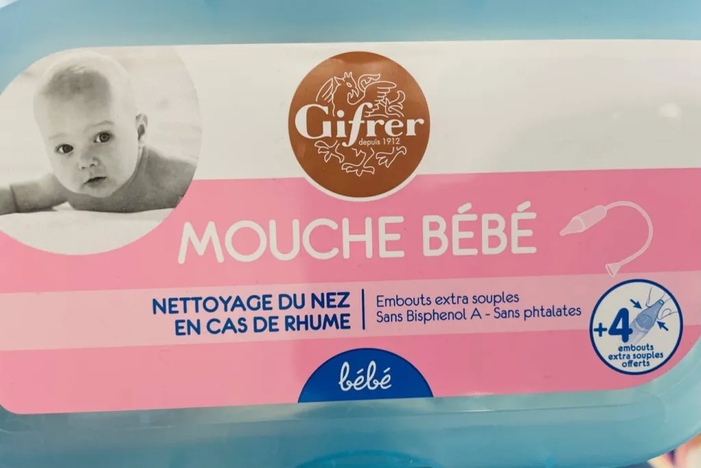 mouche bébé avec embout changeable gifrer