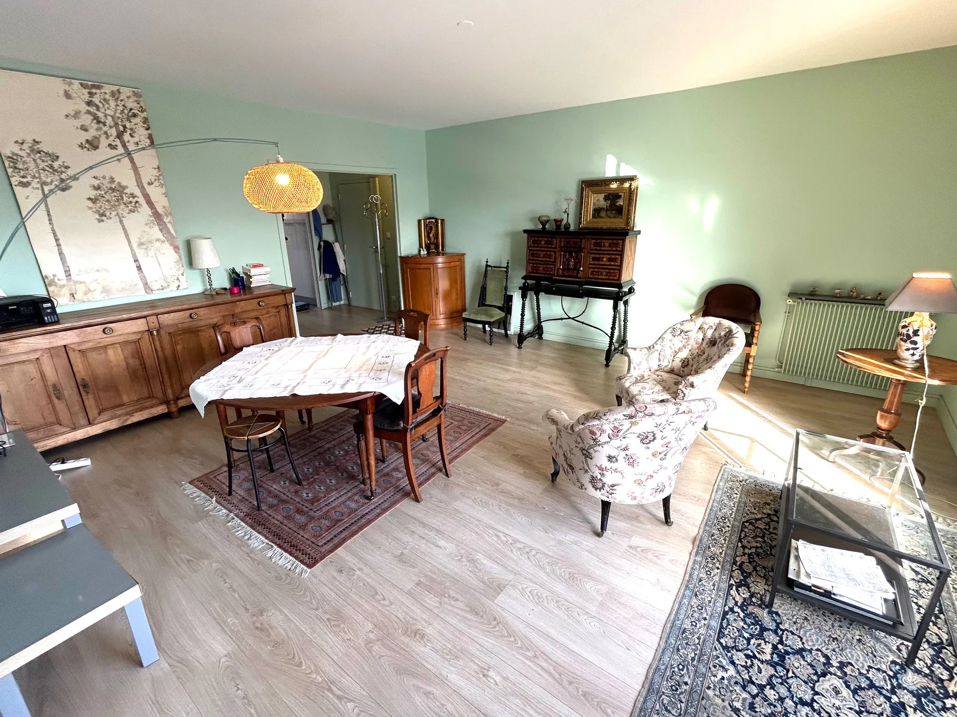 Bel appartement T4 avec parking, Bordeaux Barrière du Médoc