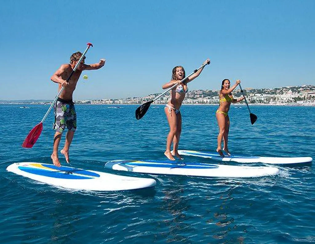 Location de Paddle rigide ou gonflable chez AUDEMAR BASE NAUTIQUE à HYERES