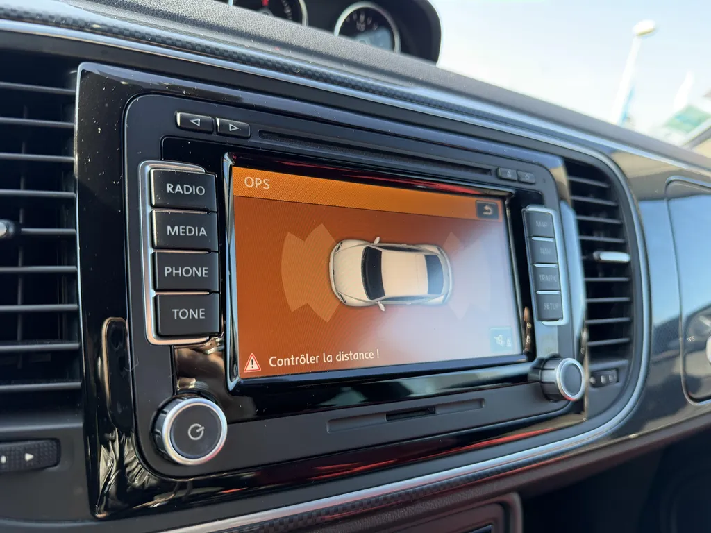 Volkswagen Coccinelle d'occasion à prix attractif chez votre garage Caudebec Auto proche du Havre, vente de voitures révisées en Normandie.