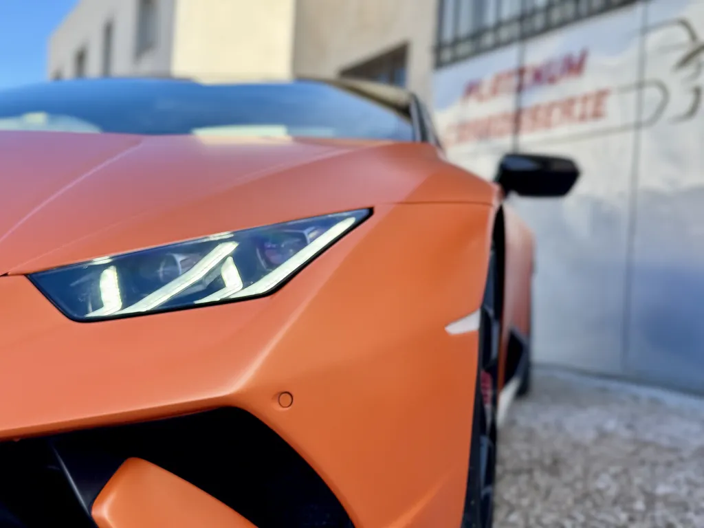 Réparation carrosserie Lamborghini Huracan performante à Carnoux en provence  proche de Marseille et d'aubagne