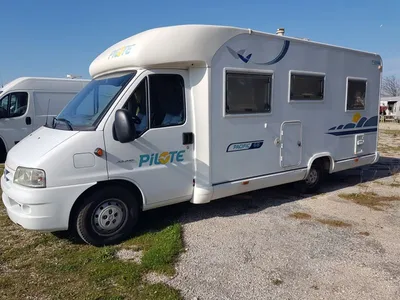 pilote p68 a grans 13450