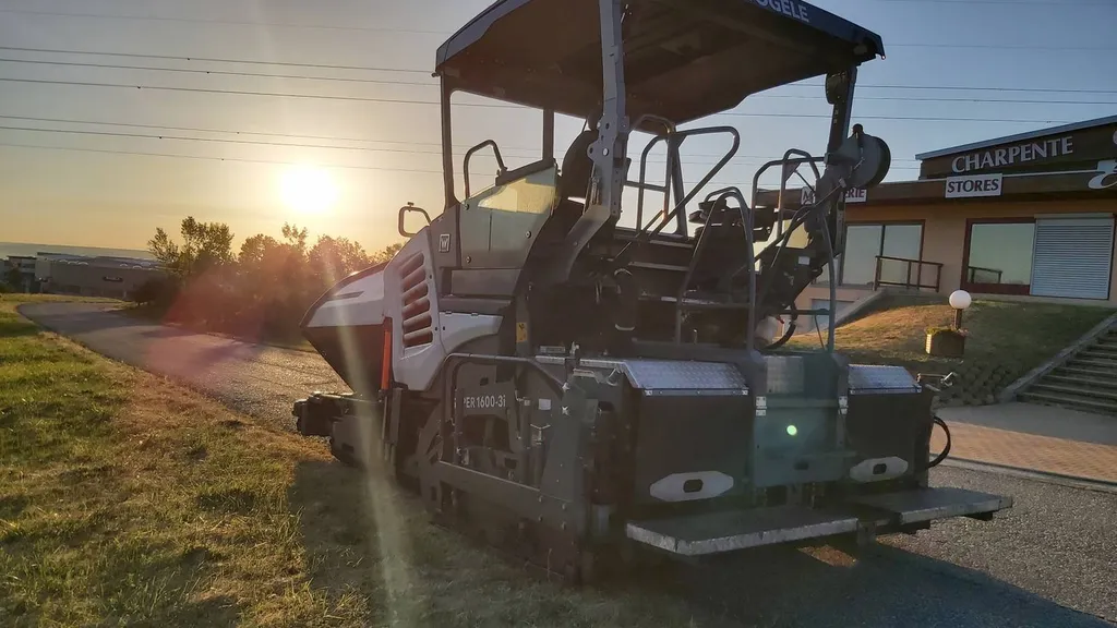 Spécialiste de l'application d'enrobé de bitume et de gravillonnage dans les Bouches du Rhône et le Var