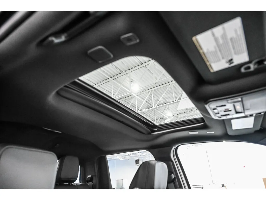 Toyota Tacoma Hybrid TRD Off-Road Premium 2026 – 89520 TTC/ 74600 HT Import Canada Bordeaux | Pick-Up Hybride 4x4 326 ch