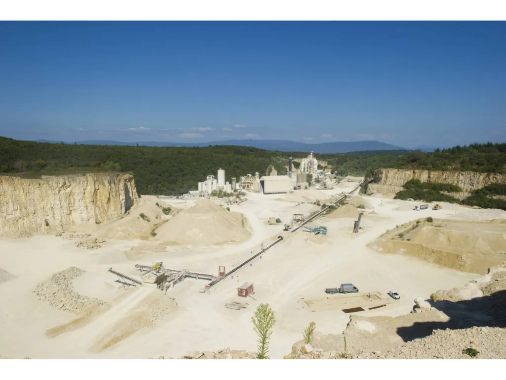 carrière de calcaire La Gagne