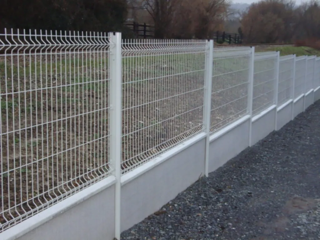 Pose de clôtures métallique rigide à Honfleur 14