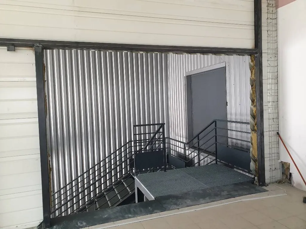 Fourniture et Pose de menuiseries aluminium en Savoie chez un industriel