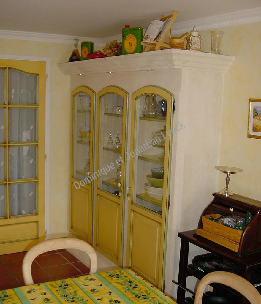 Cuisine en pierre blanche d'Estaillades