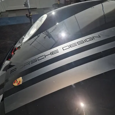 Formation detailing automobile avancée sur Porsche avec correction vernis sensible, rénovation intérieure et protection céramique près de Saint-Lô