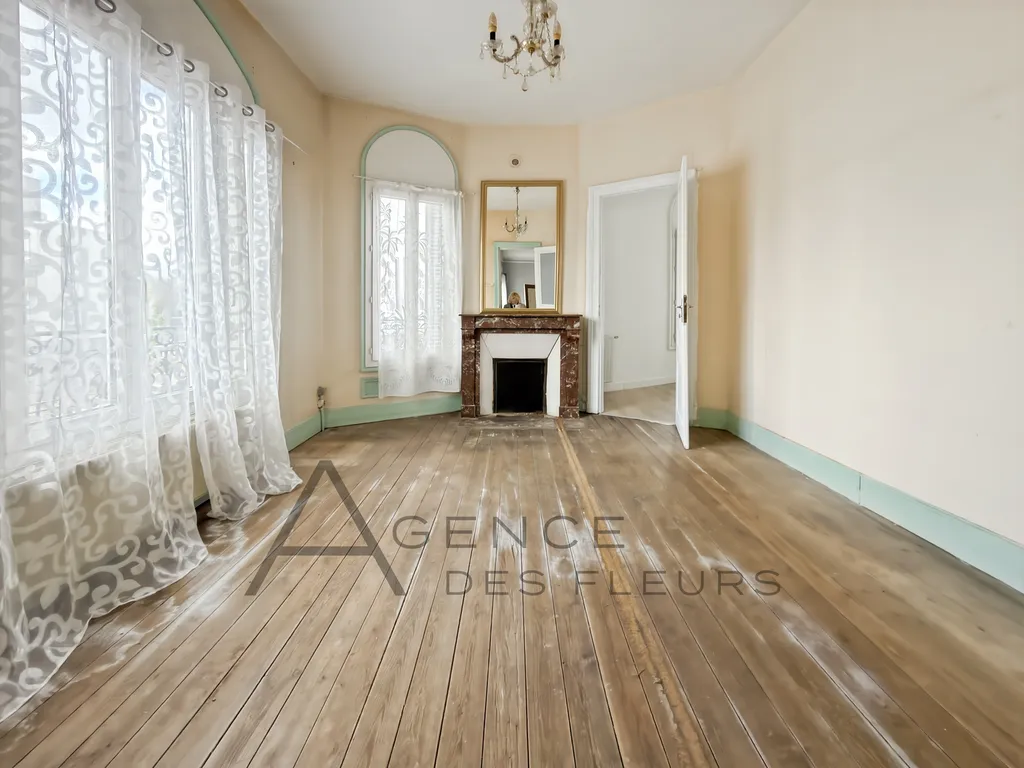 A vendre maison rénovée de 140 m² édifiée sur un terrain de 600 m² commune de TOURVILLE LA RIVIERE 76410