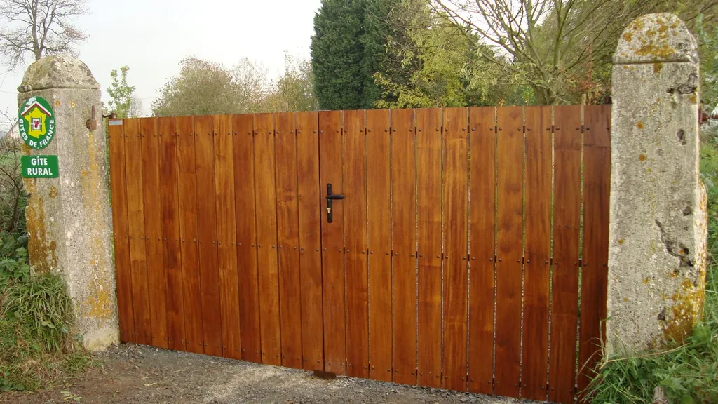 Installation de Portail en bois exotique, Portillon coordonné et Clôtures de jardin au Havre et sa région ou agglomération en Seine-Maritime 76
