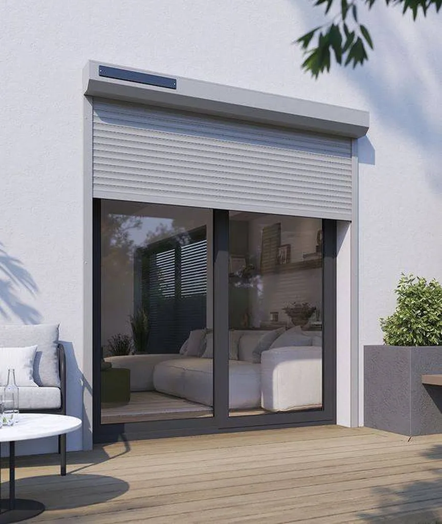 Comment les volets roulants contribuent à la sécurité de votre domicile : les conseils de votre menuisier Menuiseries Harmonie à Lyon