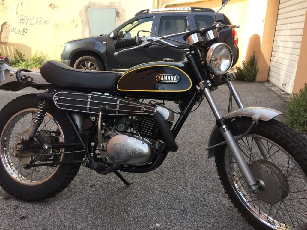YAMAHA 360 RT1 BANDOL