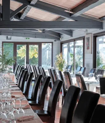 Location d'une salle pour 50 personnes à Pernes-les-Fontaines près d'Avignon