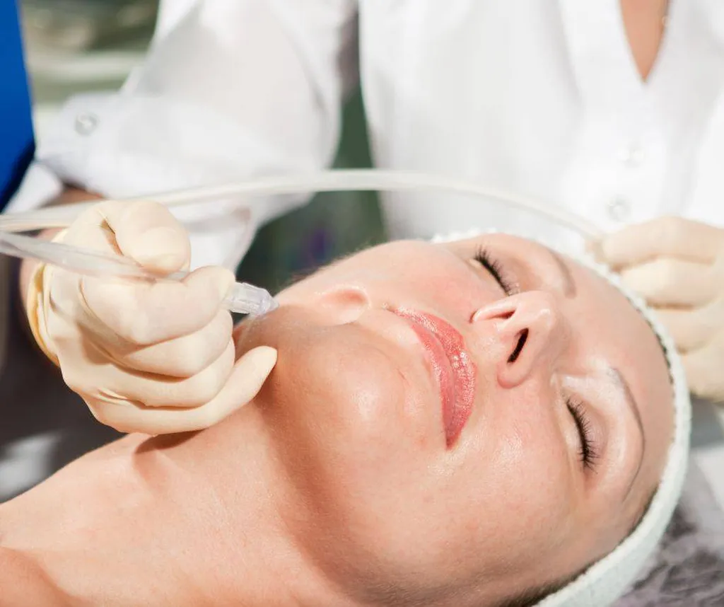 Où réaliser un soin jetpeel anti-âge à Aubagne ?