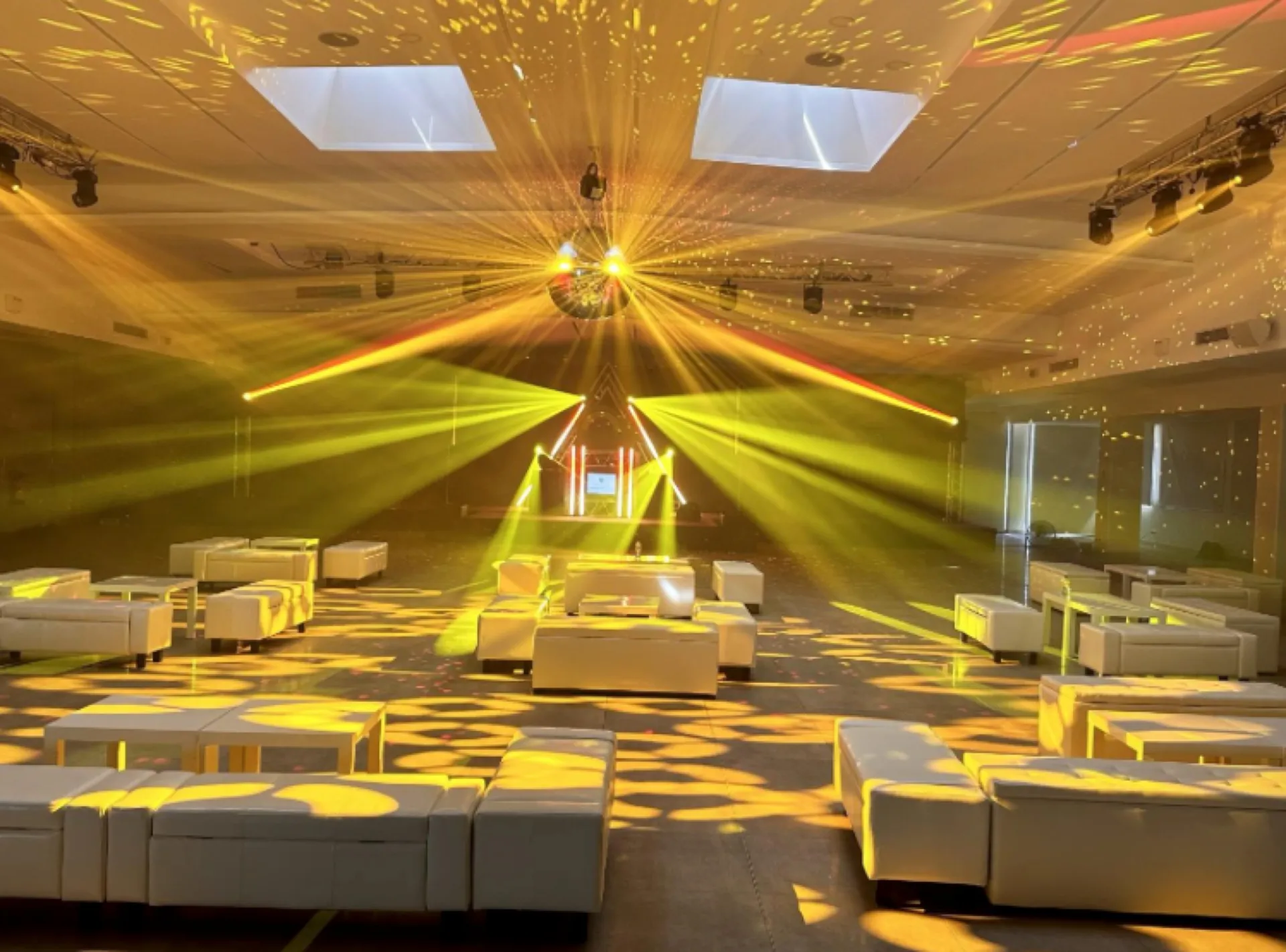 location boule à facettes 1m à Draguignan dans le var