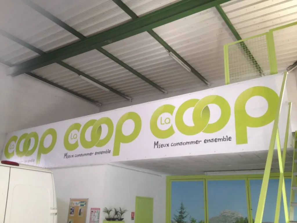 IMPRESSION NUMÉRIQUE BANDEROLE / BÂCHE PUBLICITAIRE SUR MESURE à AUBAGNE PROCHE carnoux-en-provence