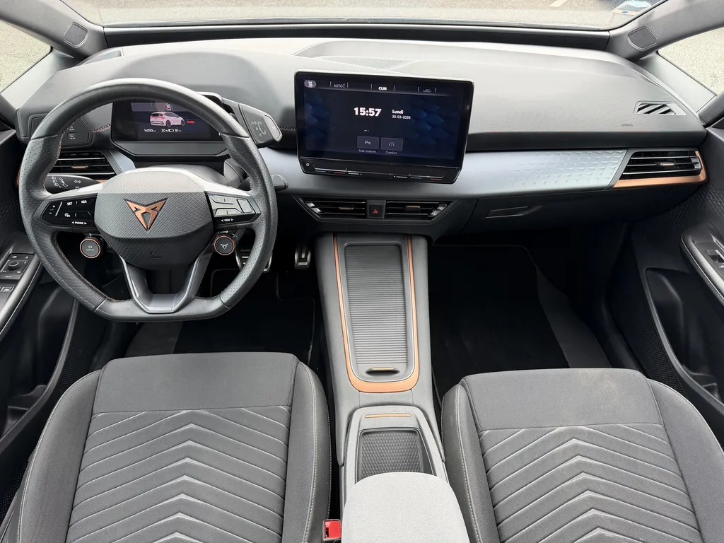 Achat Cupra Born d'occasion proche Le Havre : profitez d'une voiture électrique performance VZ 230ch chez votre concessionnaire en Normandie
