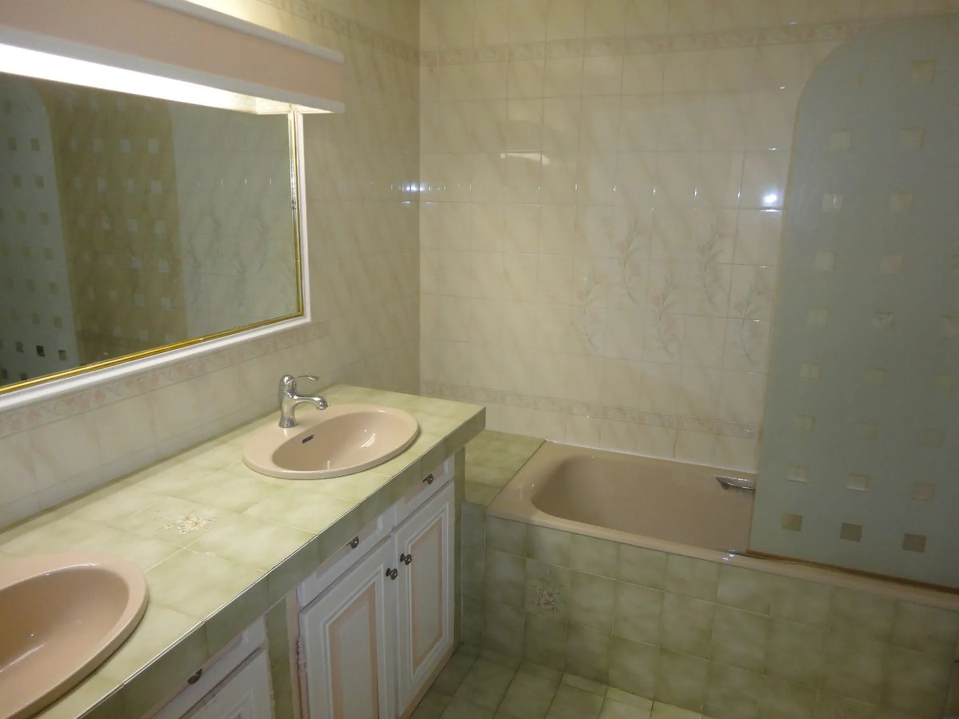 maison à la vente à carnoux