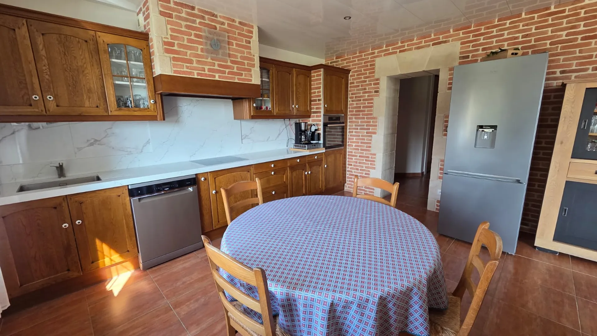 maison contemporaine de 200 m² sur un terrain clos et paysagé de 1800 m², entre Dieppe et Eu, proche de Penly.