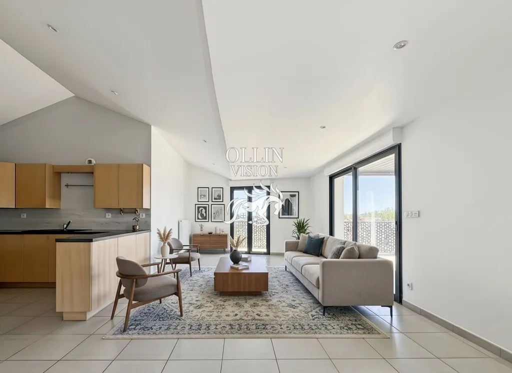 A vendre - Appartement 128 m² – Dernier étage avec terrasse, garage et place de parking