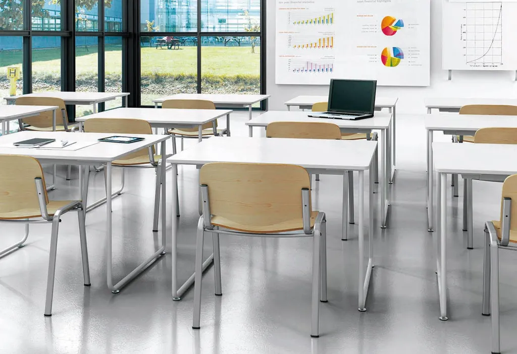 Table pour salle de classe Nîmes 