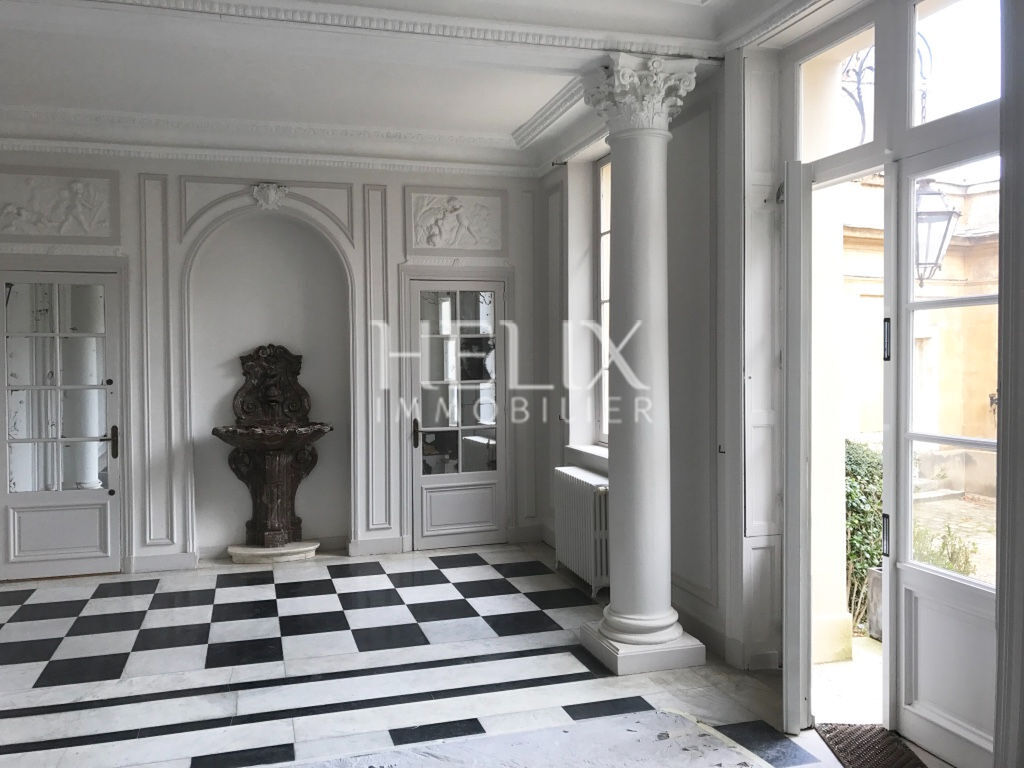 Bel appartement de prestige 156,72 M² à deux pas du RER A